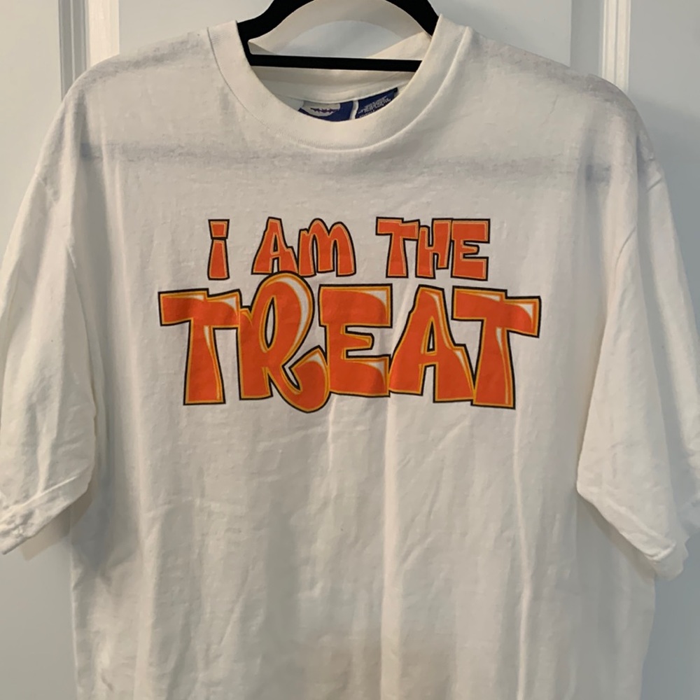 Size L Halloween T-shirt